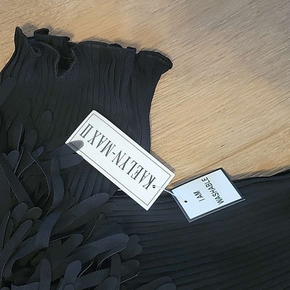 NWT Kaelyn Max II Black Plus Size 3x Top New - Picture 4 of 7